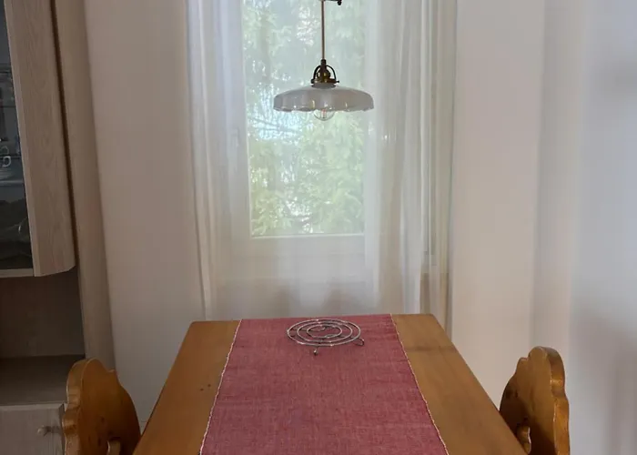 Tarbey A25 ロイカーバード